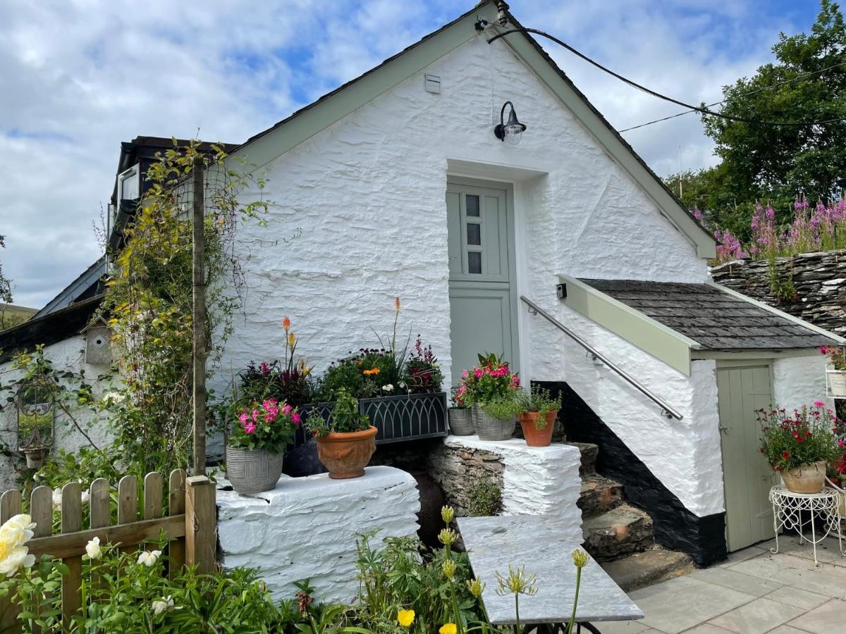 The Hayloft, Exmoor Bed and Breakfast Withypool Exteriör bild